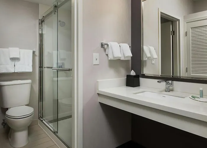 Courtyard By Marriott North