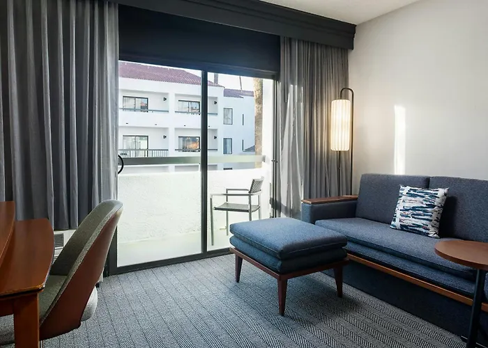 Courtyard By Marriott North 3*