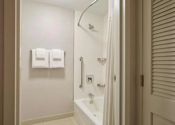 Hotel Courtyard By Marriott North 3*