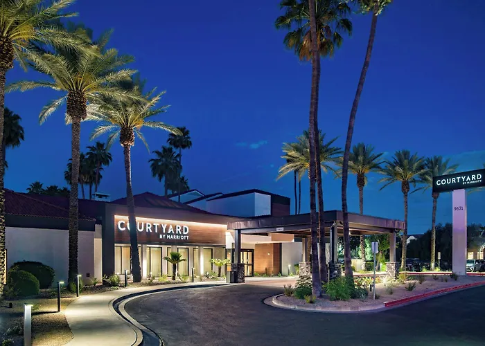 Courtyard By Marriott North Hotel 3*