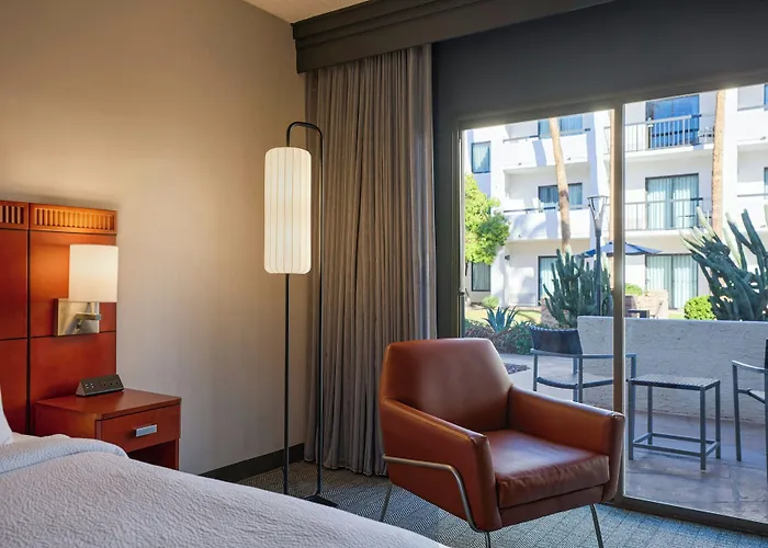 Courtyard By Marriott North Hotel Phoenix